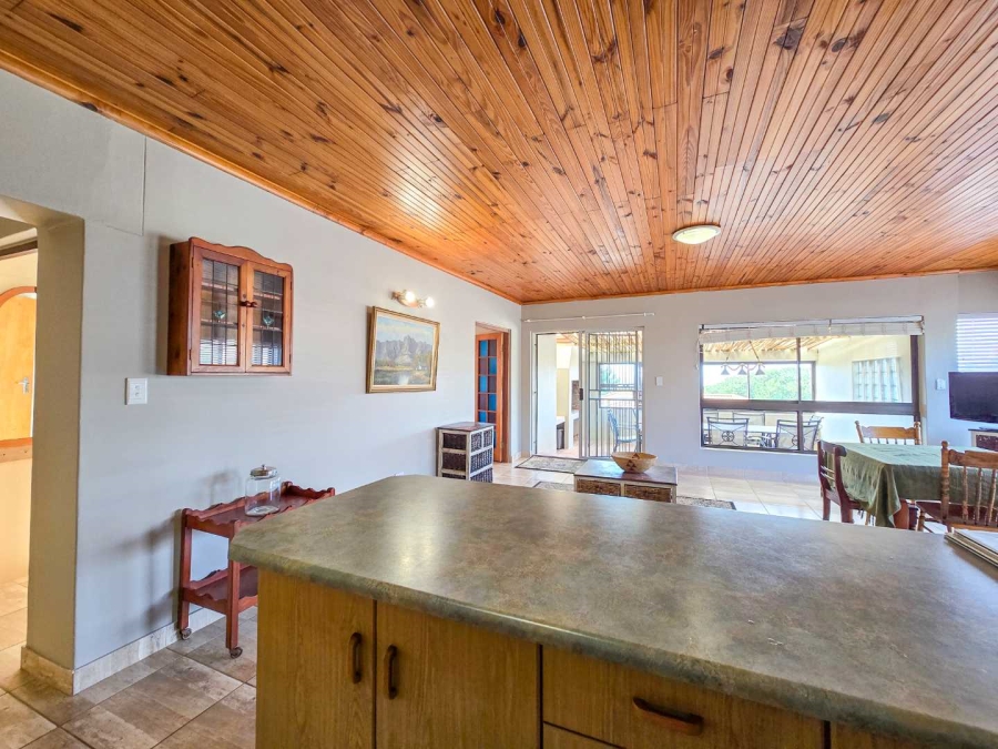 3 Bedroom Property for Sale in Stilbaai Wes Western Cape